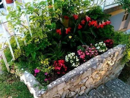 Apartment In Okrug Gornji With Terrace, Air Conditioning, Wifi, Washing Machine 5167-1 *